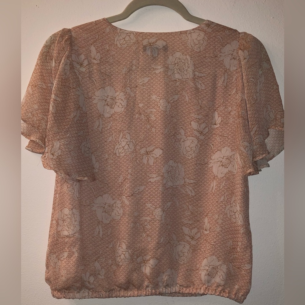 beauteous pink floral short sleeve blouse - Picture 4 of 4